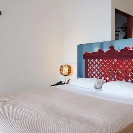 Hotel Atlas Boutique Kamári
