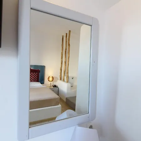 Atlas Boutique Kamari (Santorini)