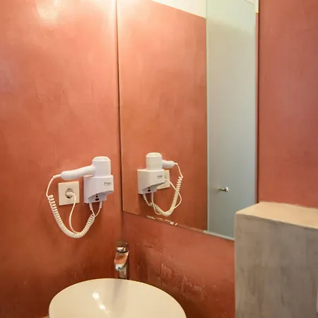 Atlas Boutique Kamari (Santorini)