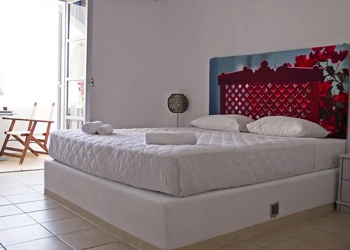 Atlas Boutique Kamari (Santorini)